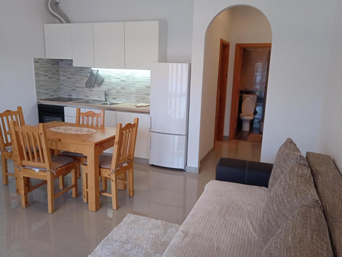 Apartments Aferdita Račišće Eksteriør bilde